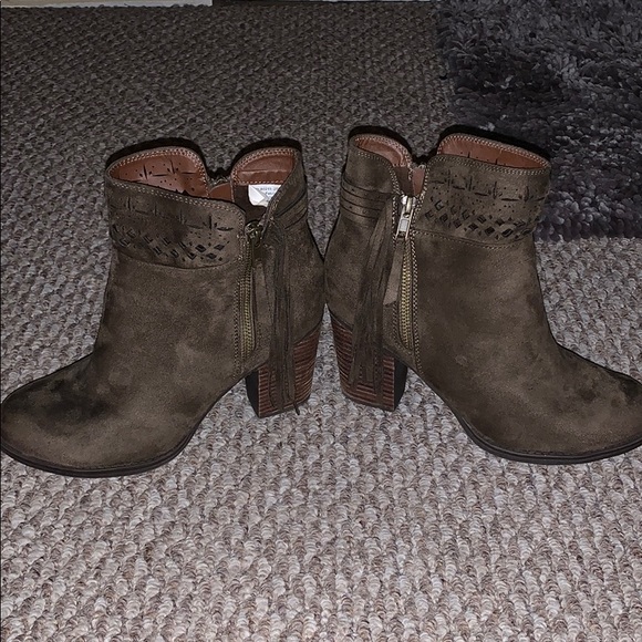 Bootie heels - Picture 2 of 4